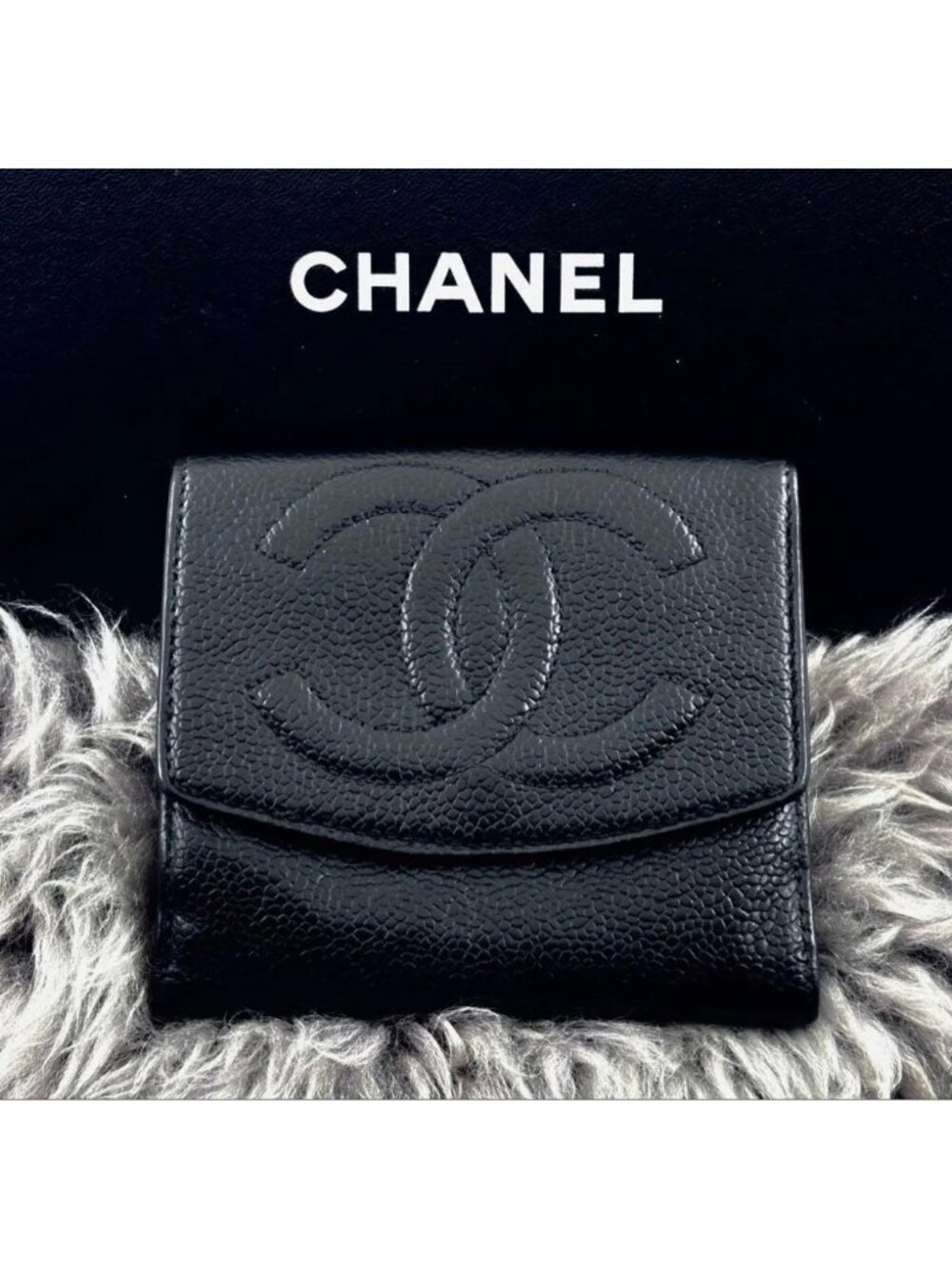 Chanel Wallet Jumbo CC Logo Caviar Snap Bifold
